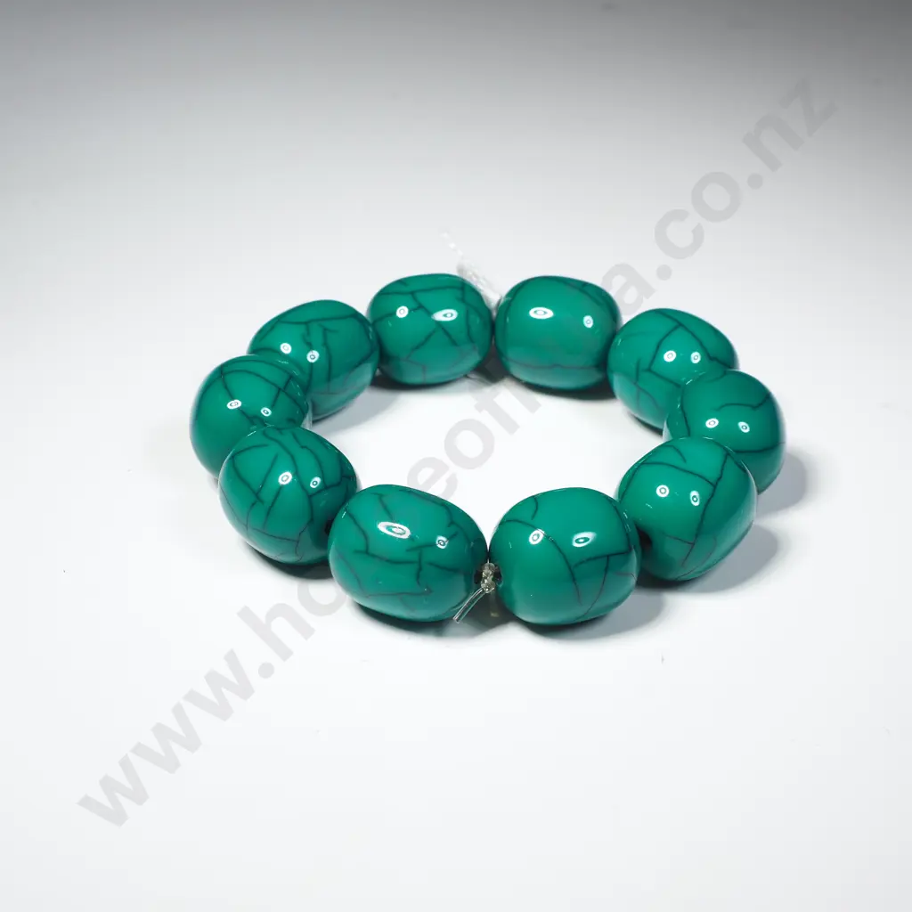 Green Beaded Bracelet Image 1++