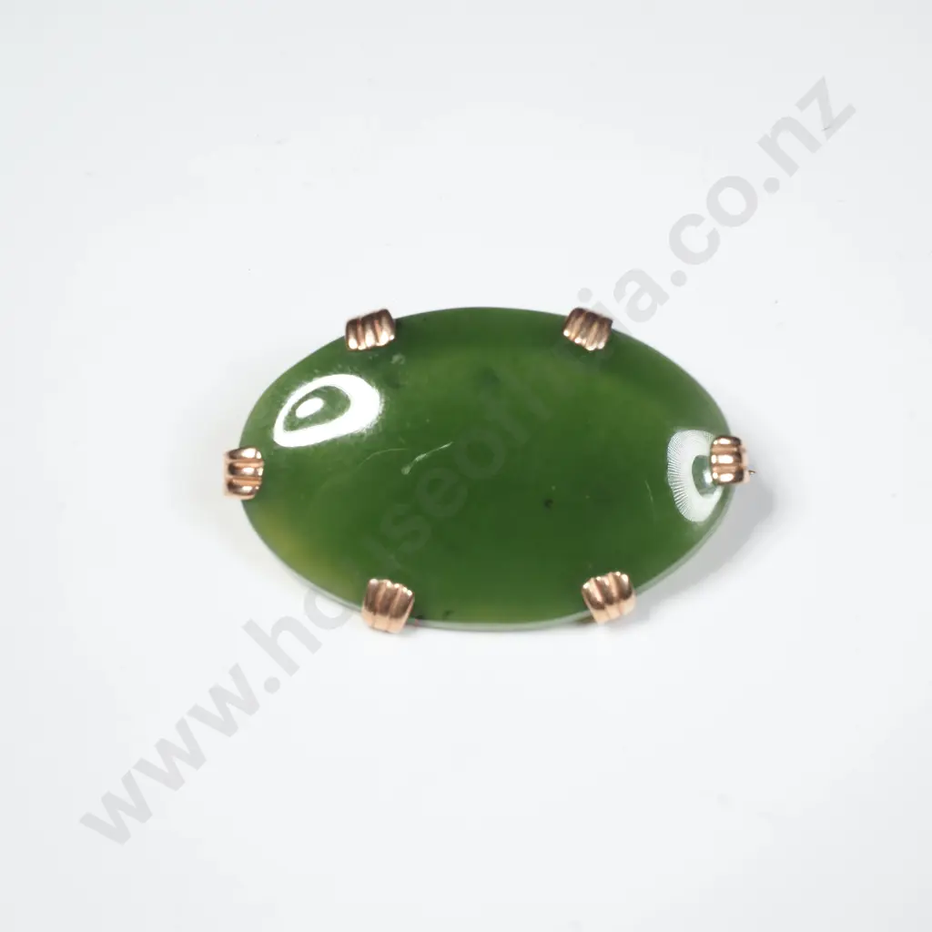 Vintage 9ct Gold Greenstone Brooch Image 1++
