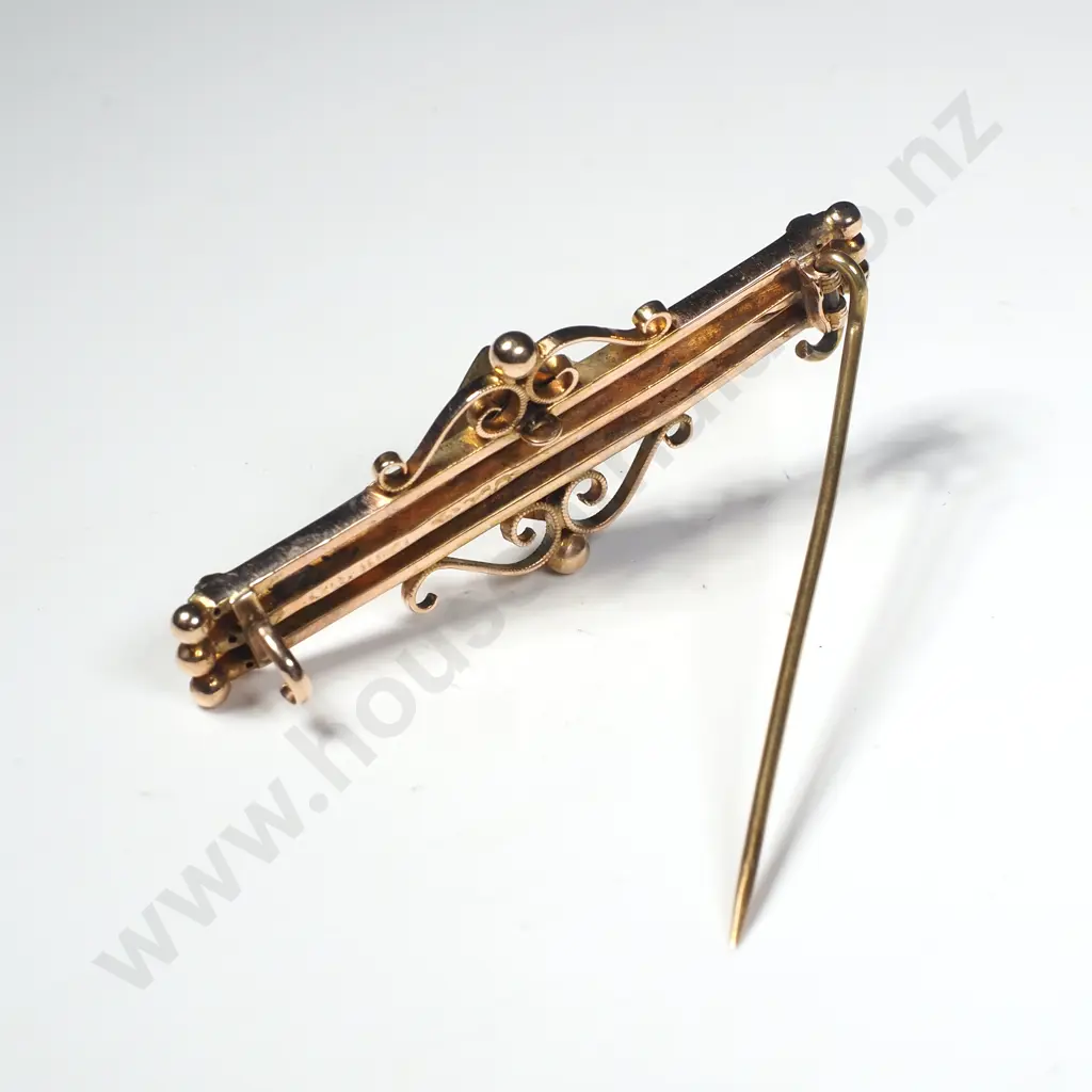 Victorian 15ct Gold Moonstone & Garnet Bar Brooch Image 1++