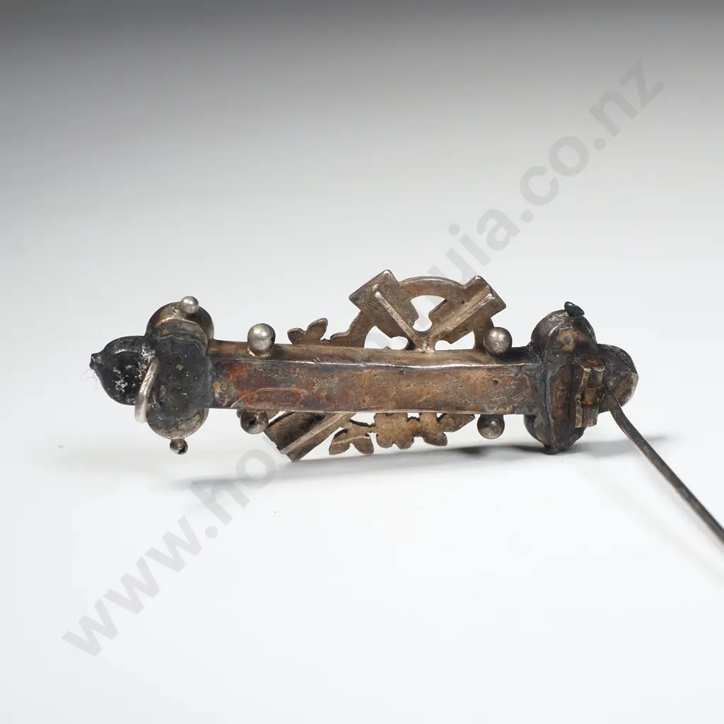 Victorian Sterling Silver Brooch w English Hallmarks Image 1++