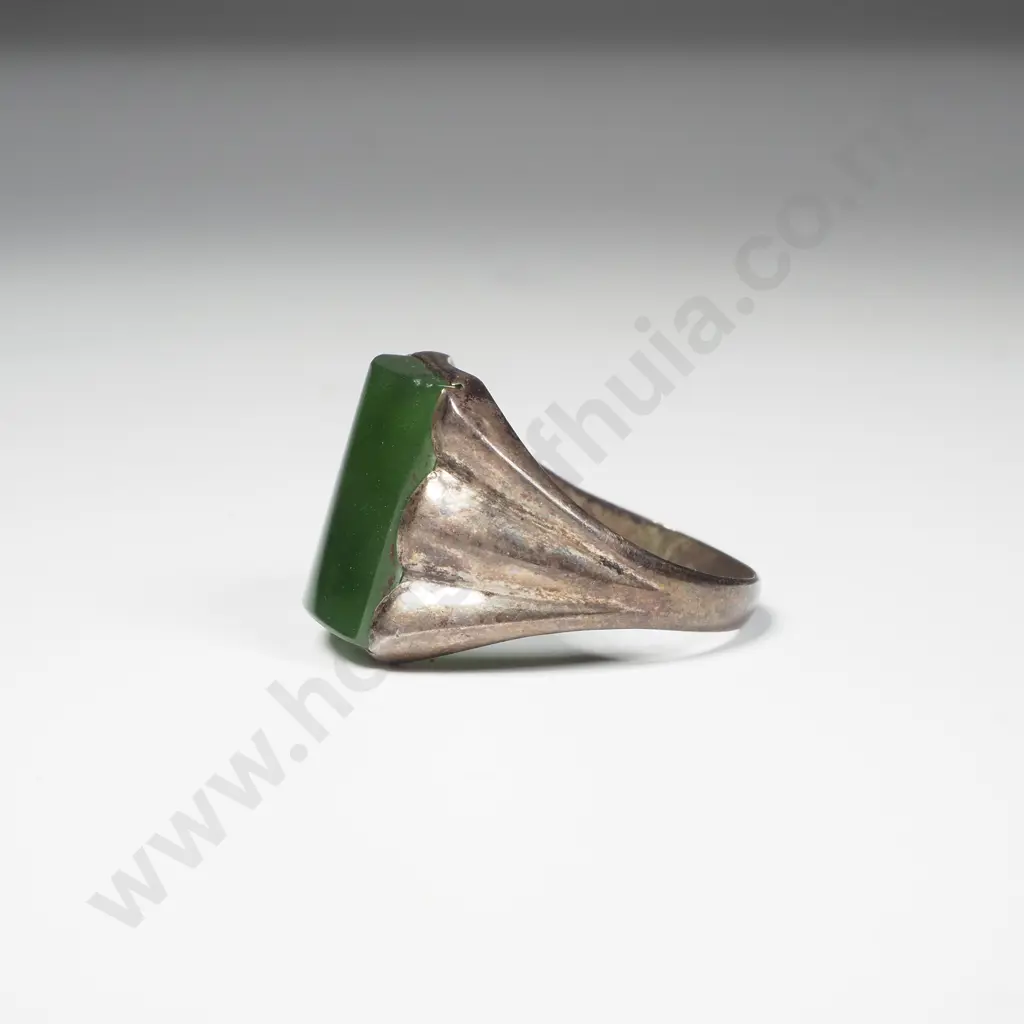 Vintage Sterling Silver Greenstone Ring Image 1++