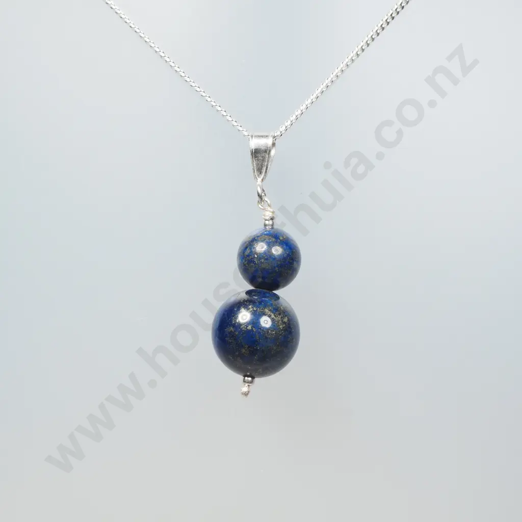 Sterling Silver Lapis Lazuli Pendant & Stirling Silver Chain Image 1++
