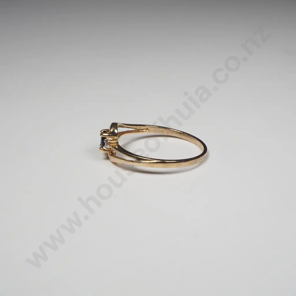 9ct Gold Sapphire Ring Image 1++