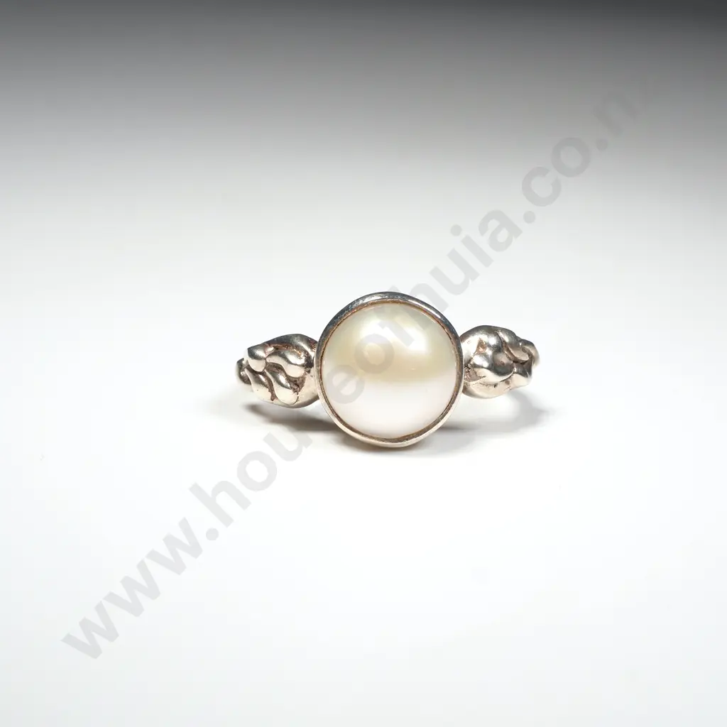 Sterling Silver Pearl Ring Image 1++