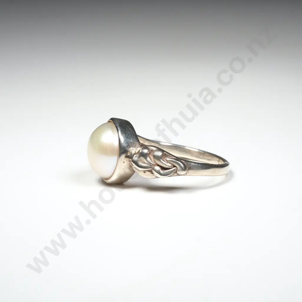 Sterling Silver Pearl Ring Image 1++