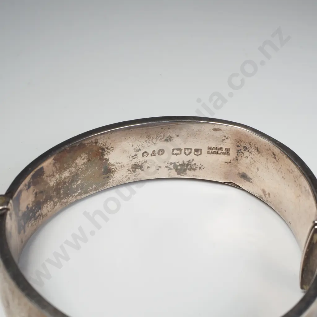 Sterling Silver Hinged Bracelet A/F Image 1++