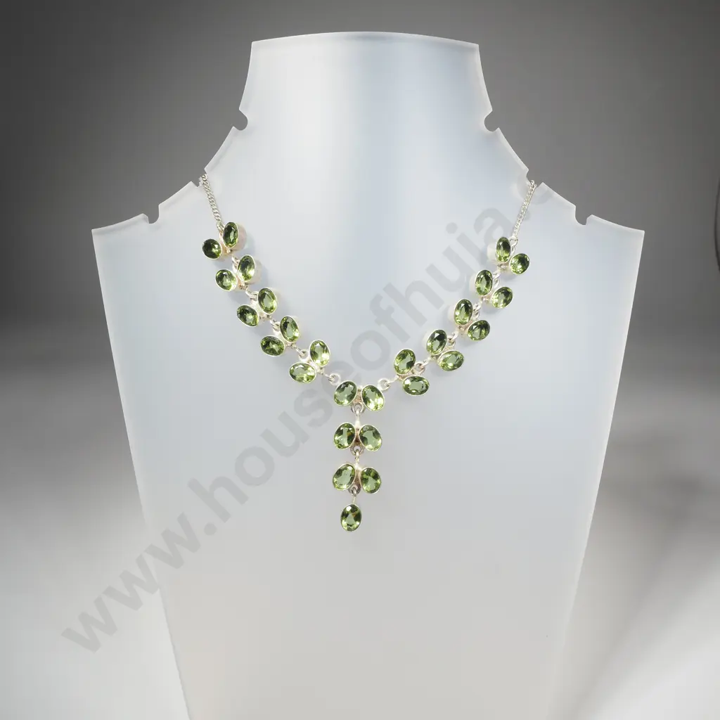 Sterling Silver Green Stone Necklace Image 1++