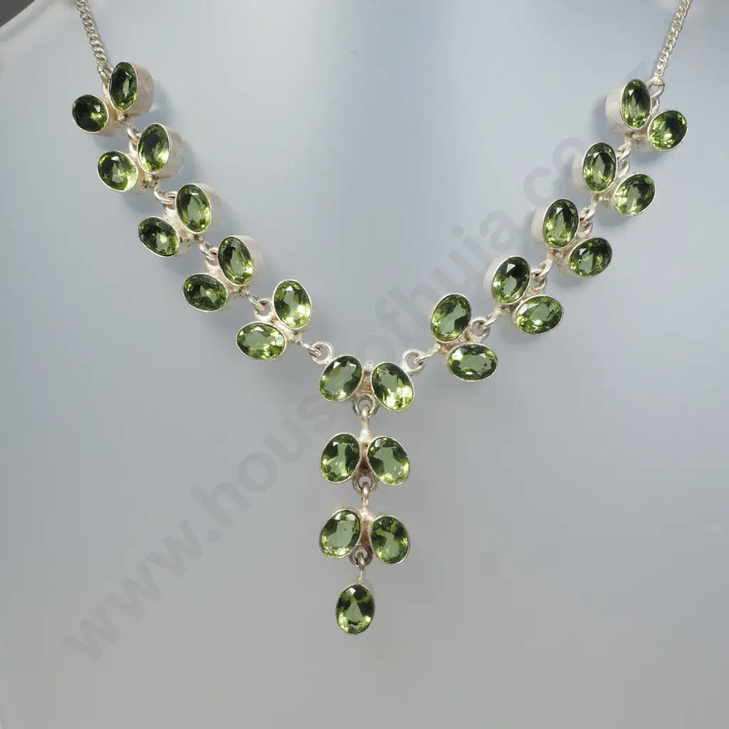 Sterling Silver Green Stone Necklace Image 1++