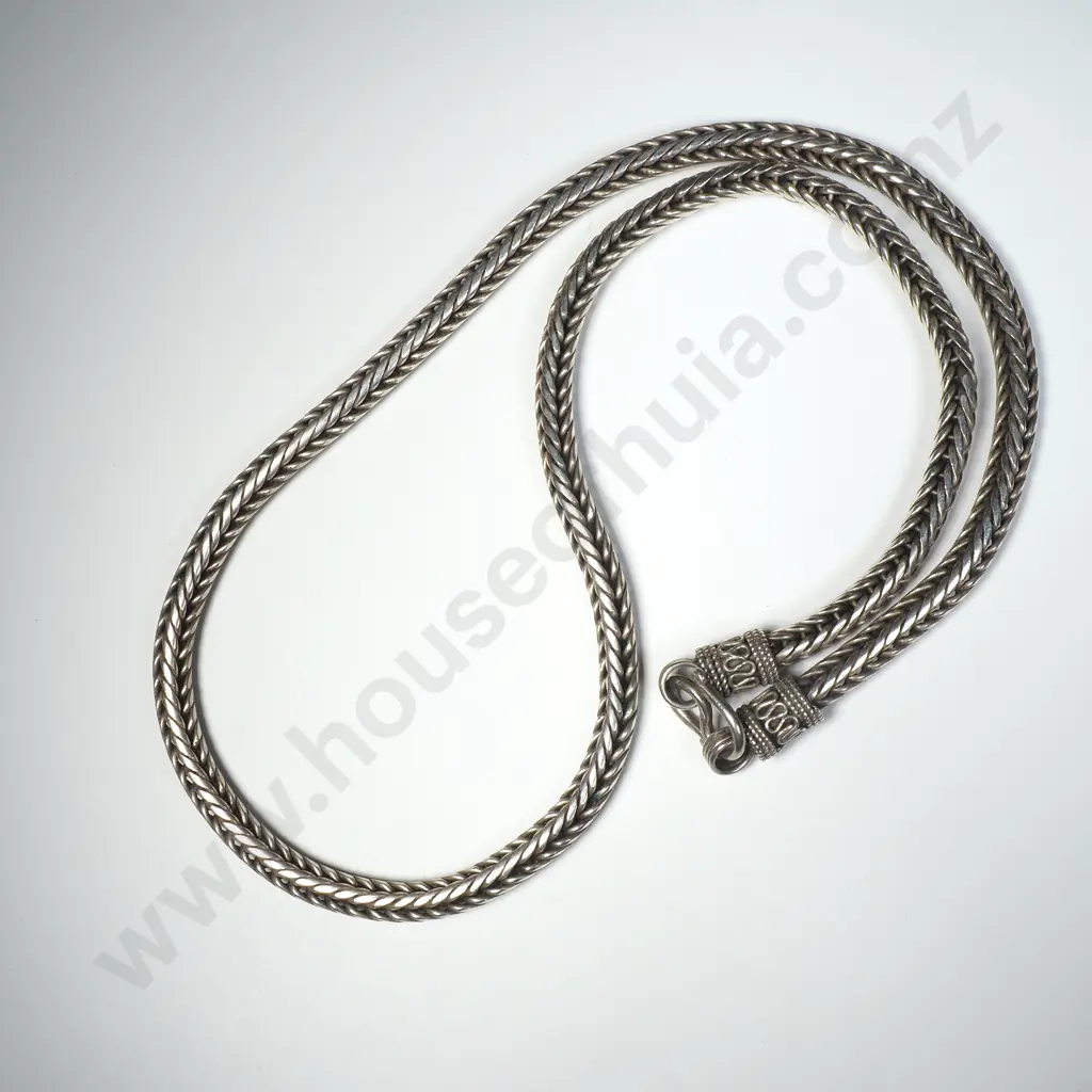 Substantial Sterling SIlver Necklace Image 1++