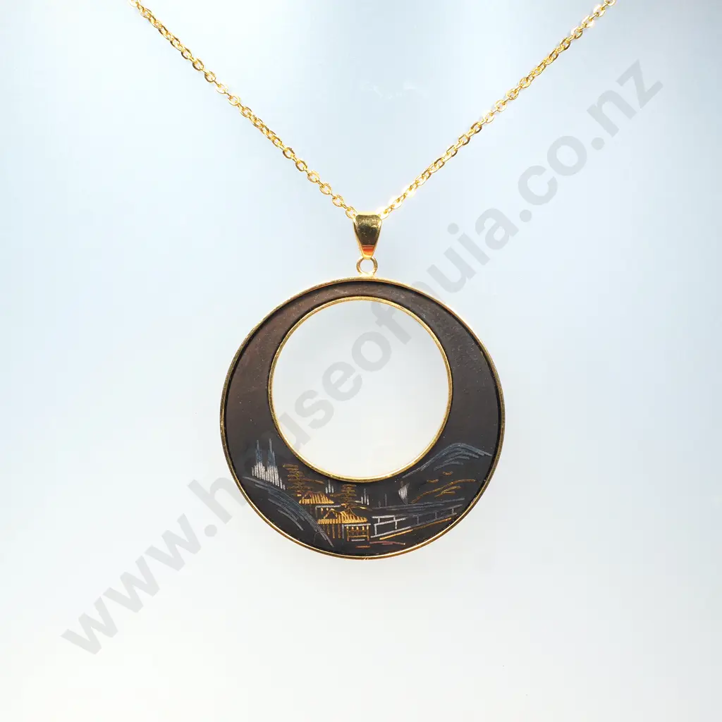 Gilt Oriental Necklace Image 1++