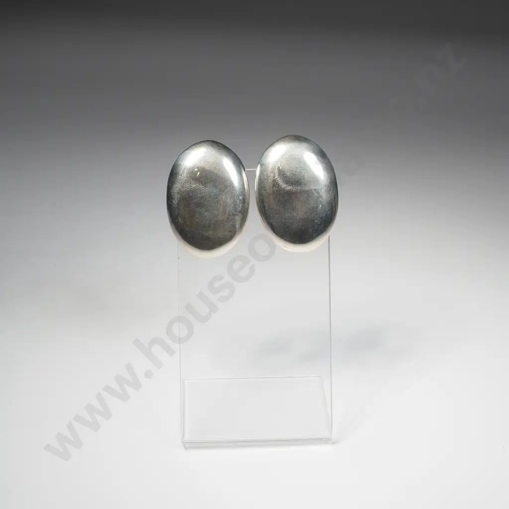 Sterling Silver Oval Clip on Earrings Image 1++