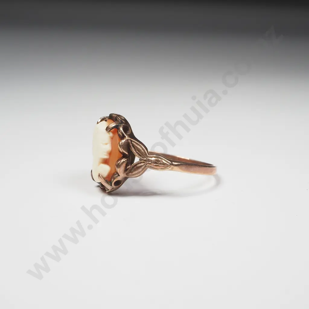 Vintage 9ct Gold Cameo Ring Image 1++