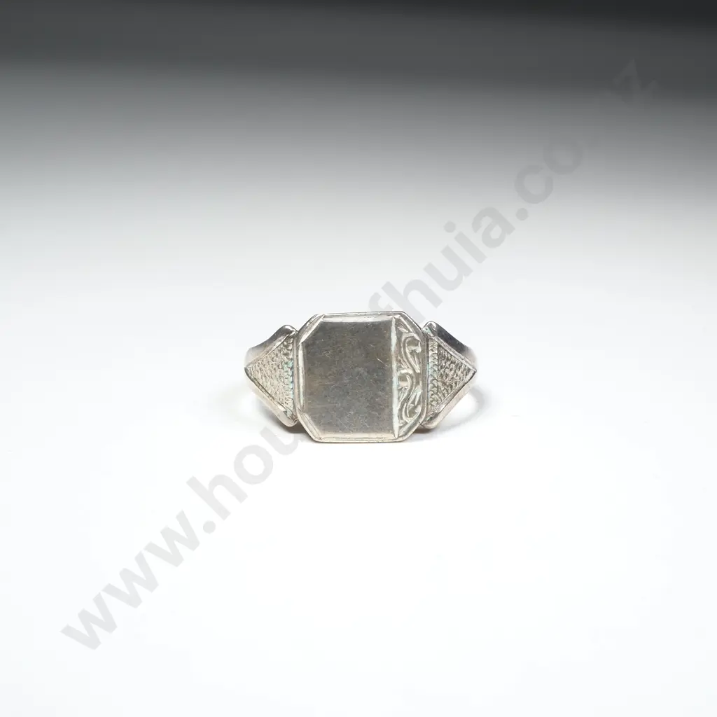 Vintage Sterling Silver Signet Ring Image 1++