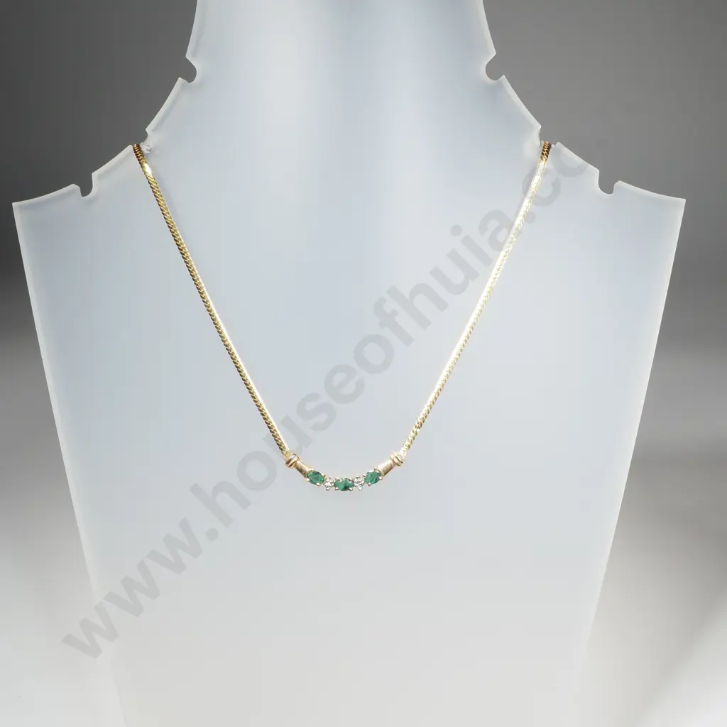 9ct Gold Pendant / Necklace Image 1++
