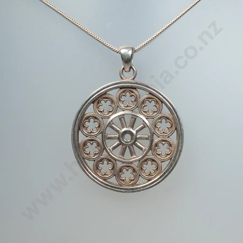 Sterling Silver Rose Window Pendant / Necklace Image 1++