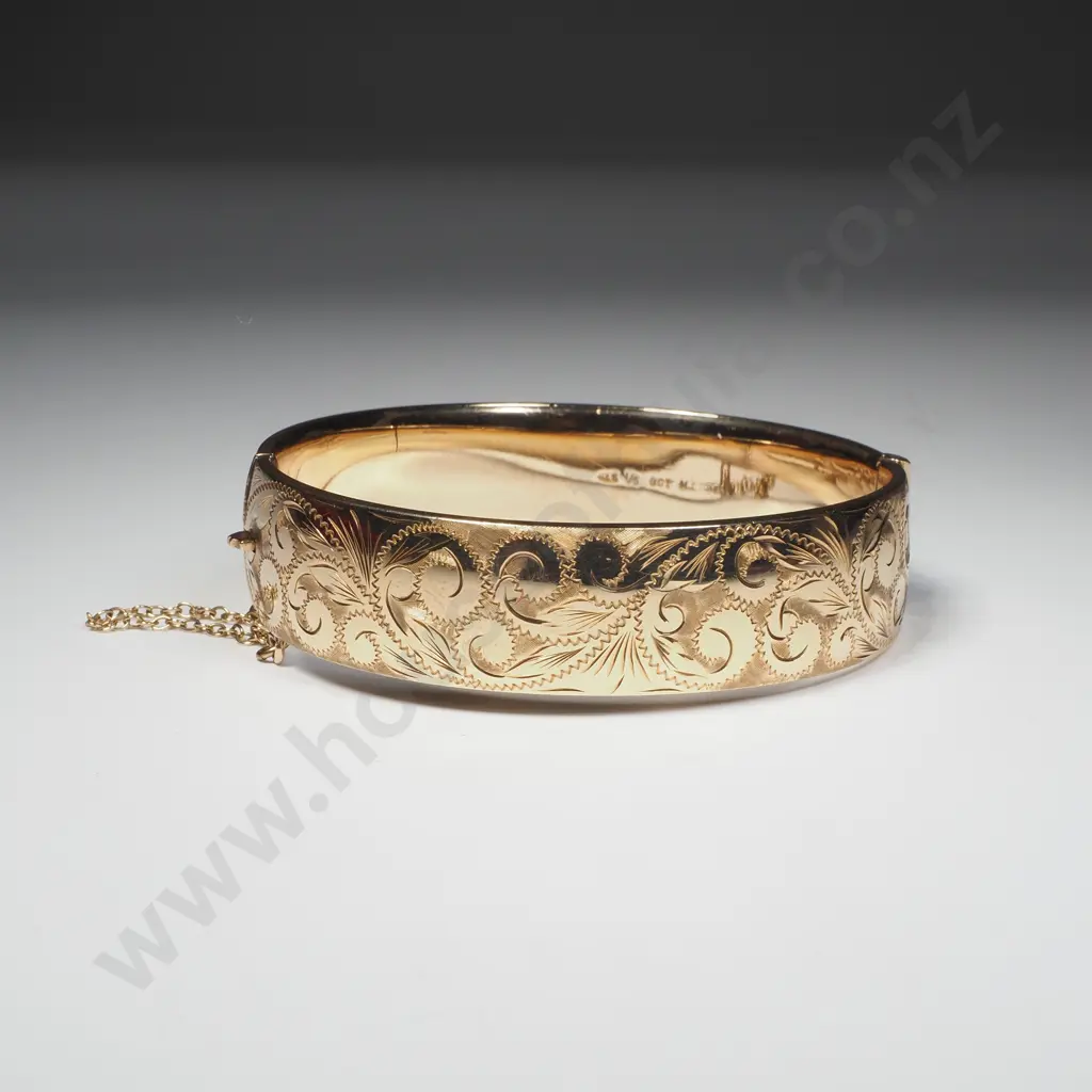 Boxed 1/5th 9ct Gold Metal Core Snap Bangle Image 1++