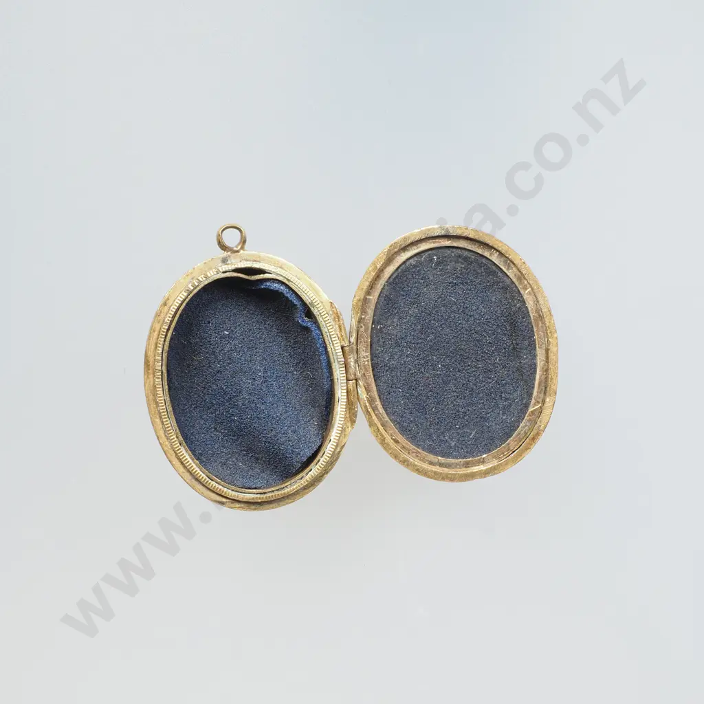 Victorian Gold Plate Locket w Applied Horseshoe & Shield  Decoration, Opens to Reveal Room for Two Photographs Image 1++