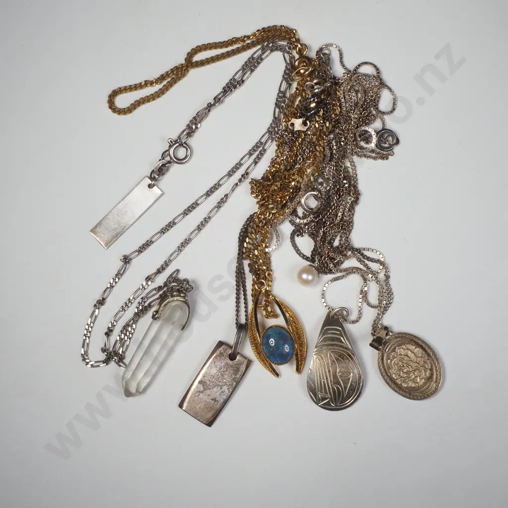 Assorted Lot of Mainly Sterling Silver Necklaces etc Image 1++