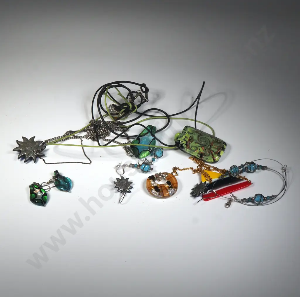 Quantity of Costume Jewellery to Include Triplex Opal Pendants, Enamel Rings, Brooches Image 1++