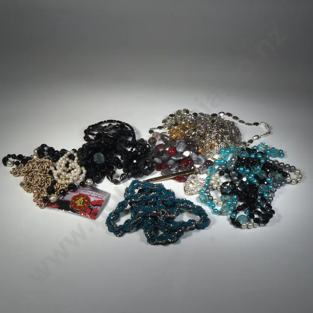 A Large Selection Of Costume Necklaces & An ANZAC Pin Image 1++