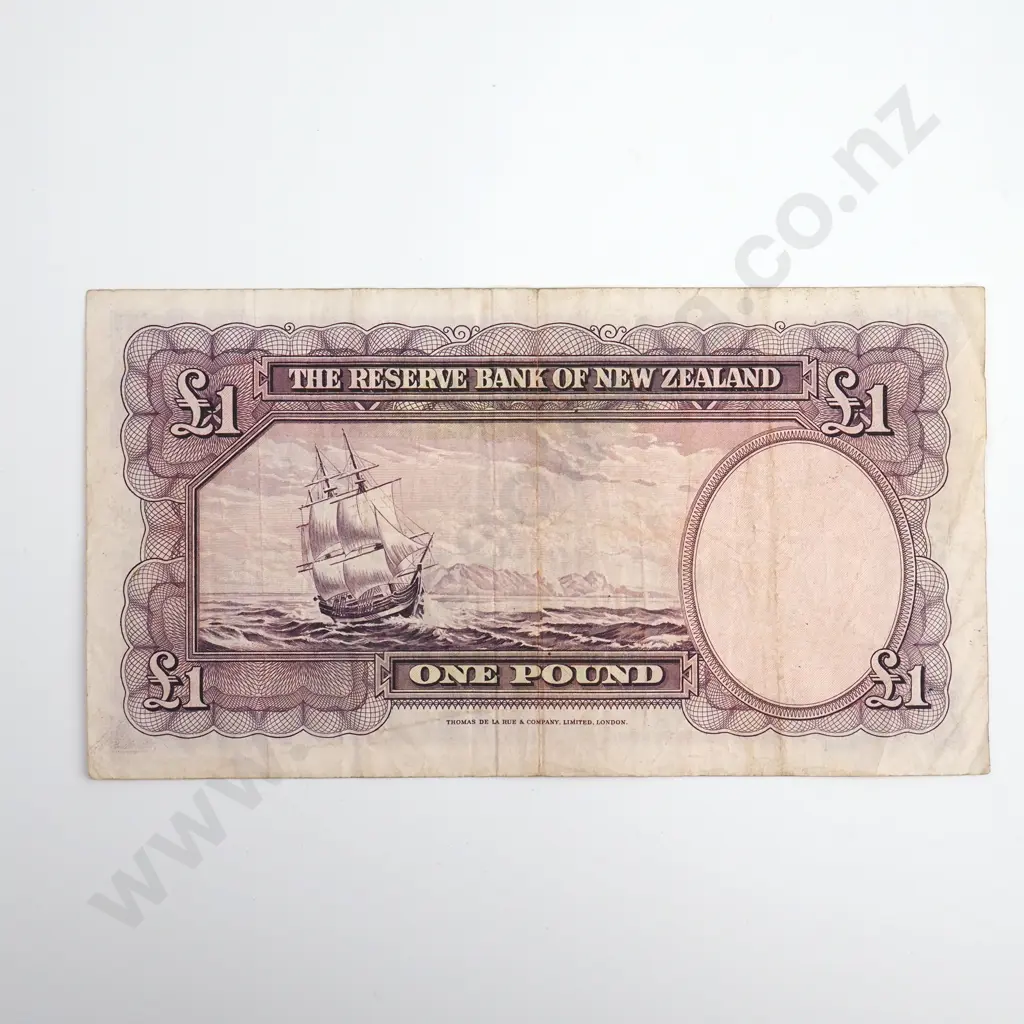 Wilson 1 Pound Banknote, Second to Last Prefix Image 1++