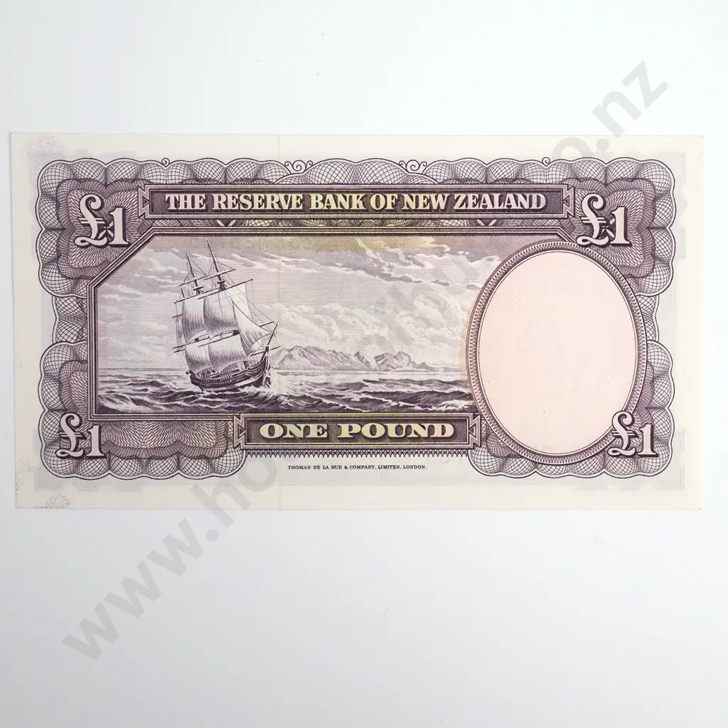 Fleming 1 Pound Banknote, Prefix 257, Almost Uncirculated, CV $130 Image 1++