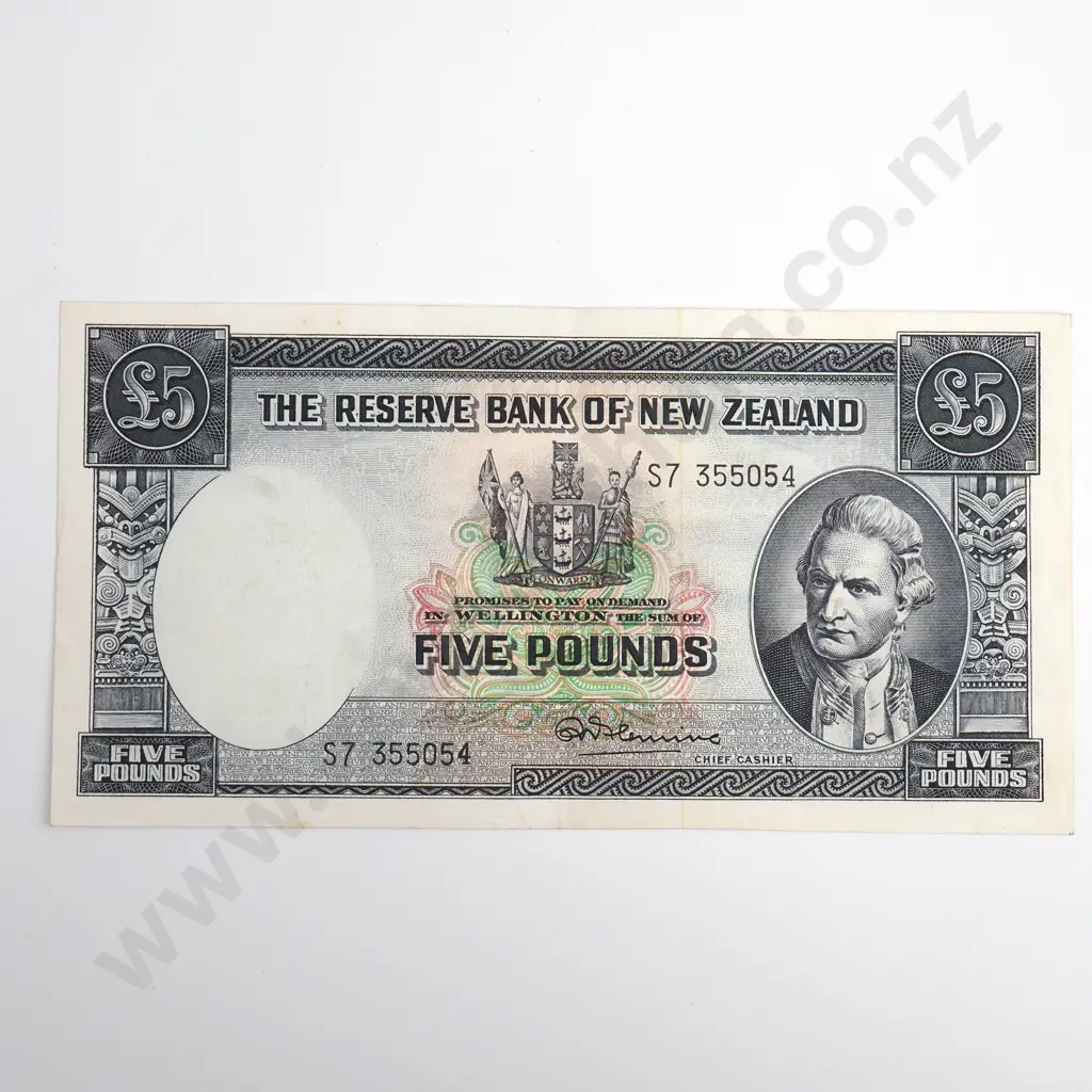 Fleming 5 Pounds Banknote, ND(1956-67), P.160d, Extremely Fine, CV $175 Image 1++