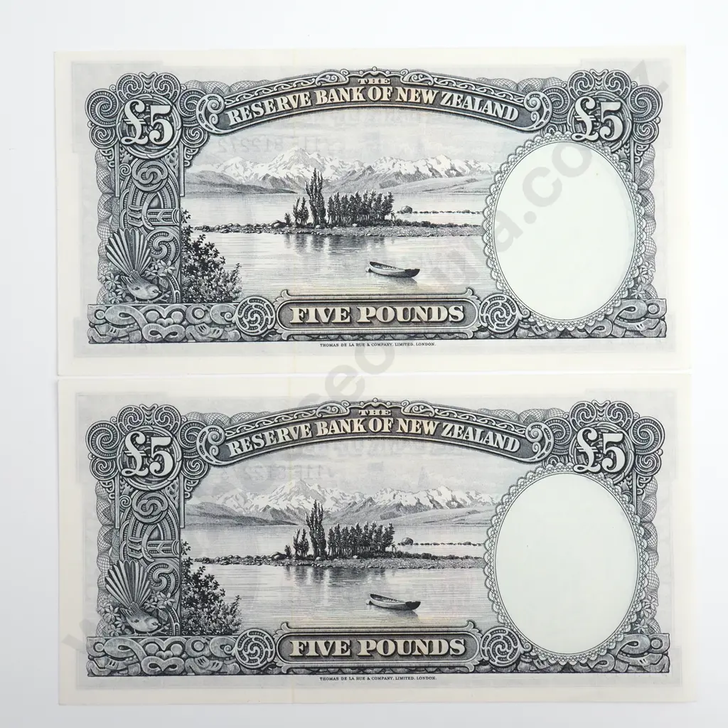 Fleming Consecutive Pair 5 Pounds Banknotes, Prefix 11E, Almost Uncirculated, Combined CV $450 Image 1++