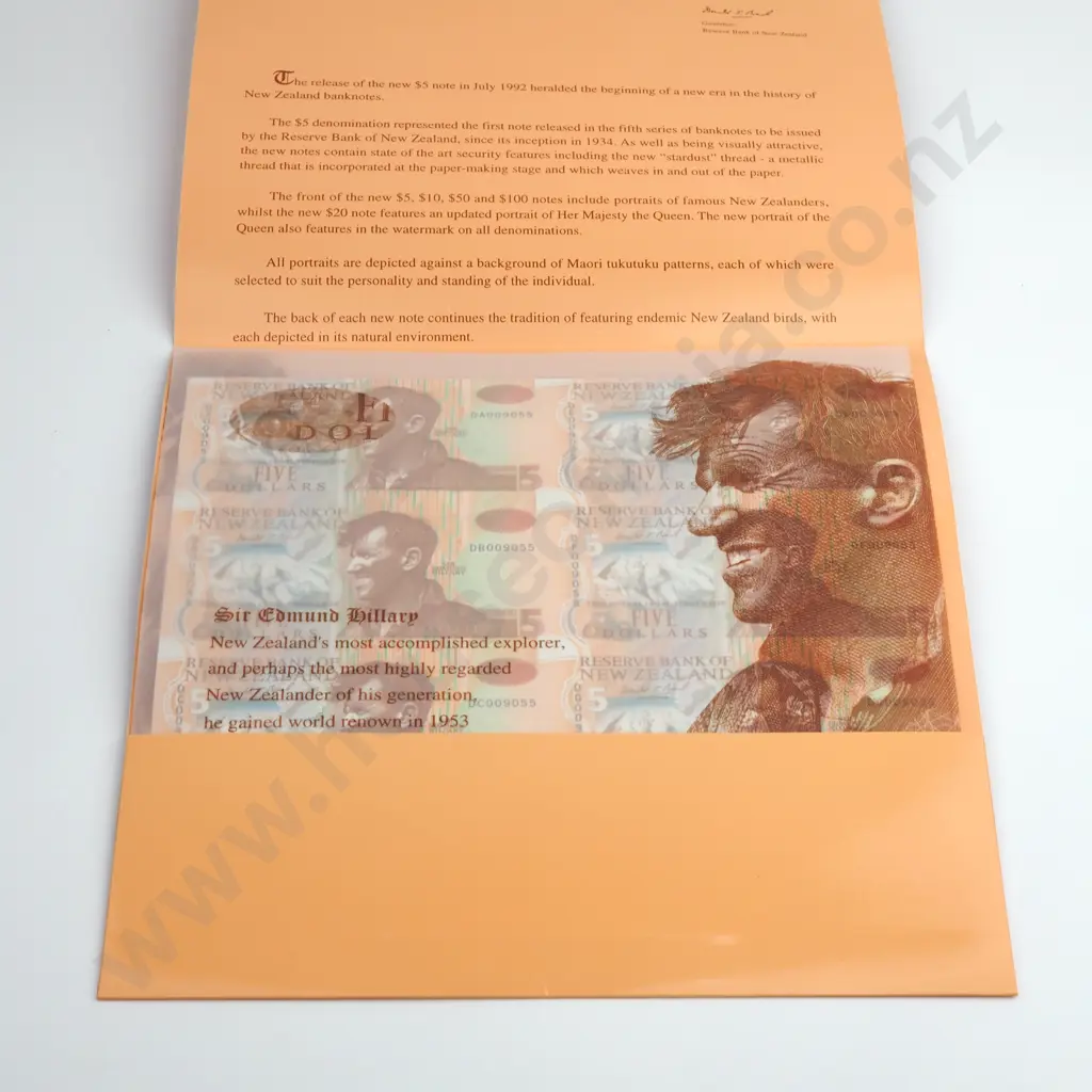 Uncut Sheet of 8 5 Dollars Banknotes, Presentation Pack Image 1++