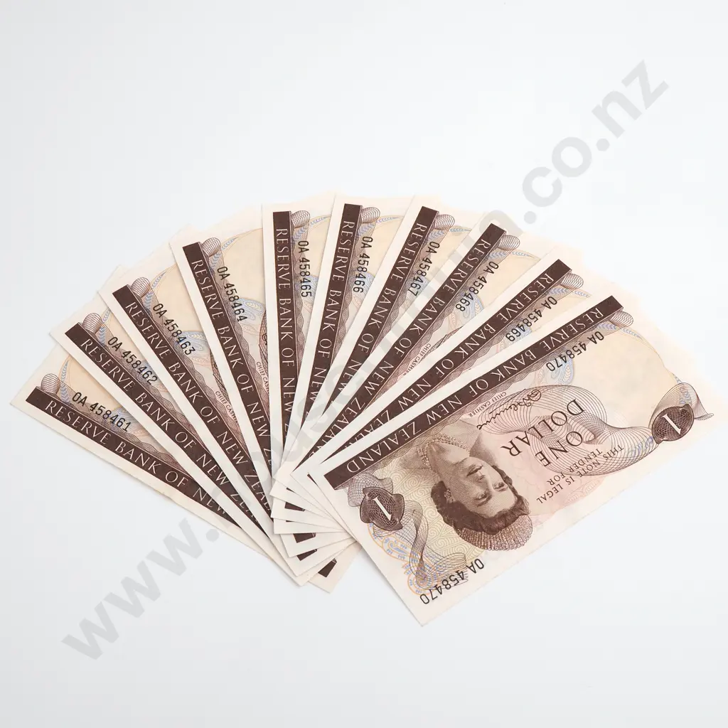 Fleming Consecutive Run of 10 1 Dollar Banknotes, ND(1967-68), P.163a, Almost Uncirculated, Combined CV $1400 Image 1++