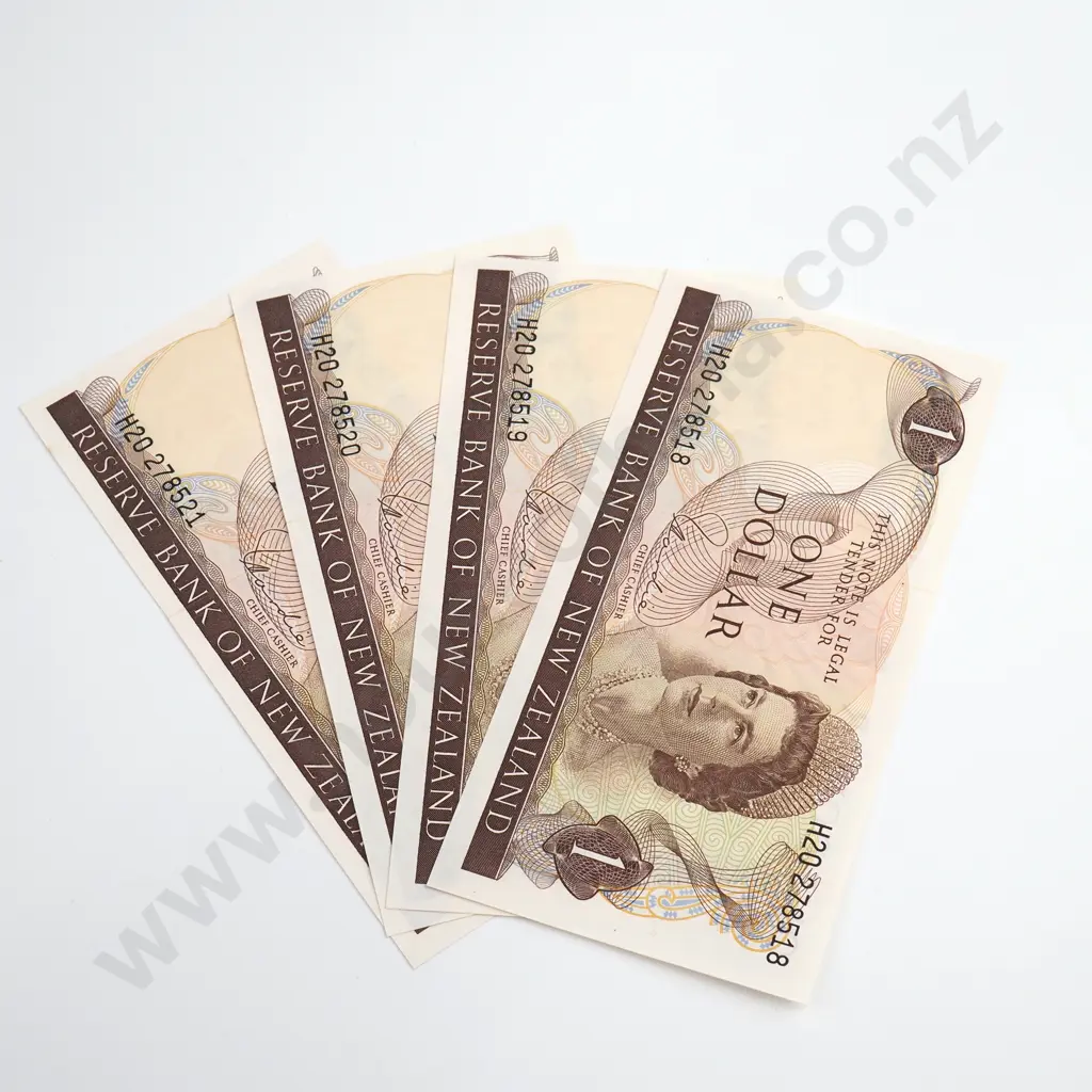Hardie Type I Consecutive Run of 4 1 Dollar Banknotes, Almost Uncirculated Image 1++