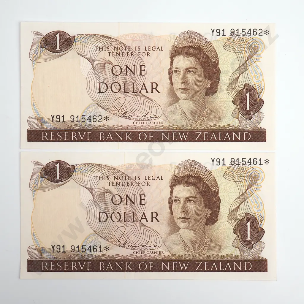 Hardie Type I Consecutive Pair Star Note 1 Dollar Banknotes, Prefix Y91, Uncirculated, Combined CV $100 Image 1++