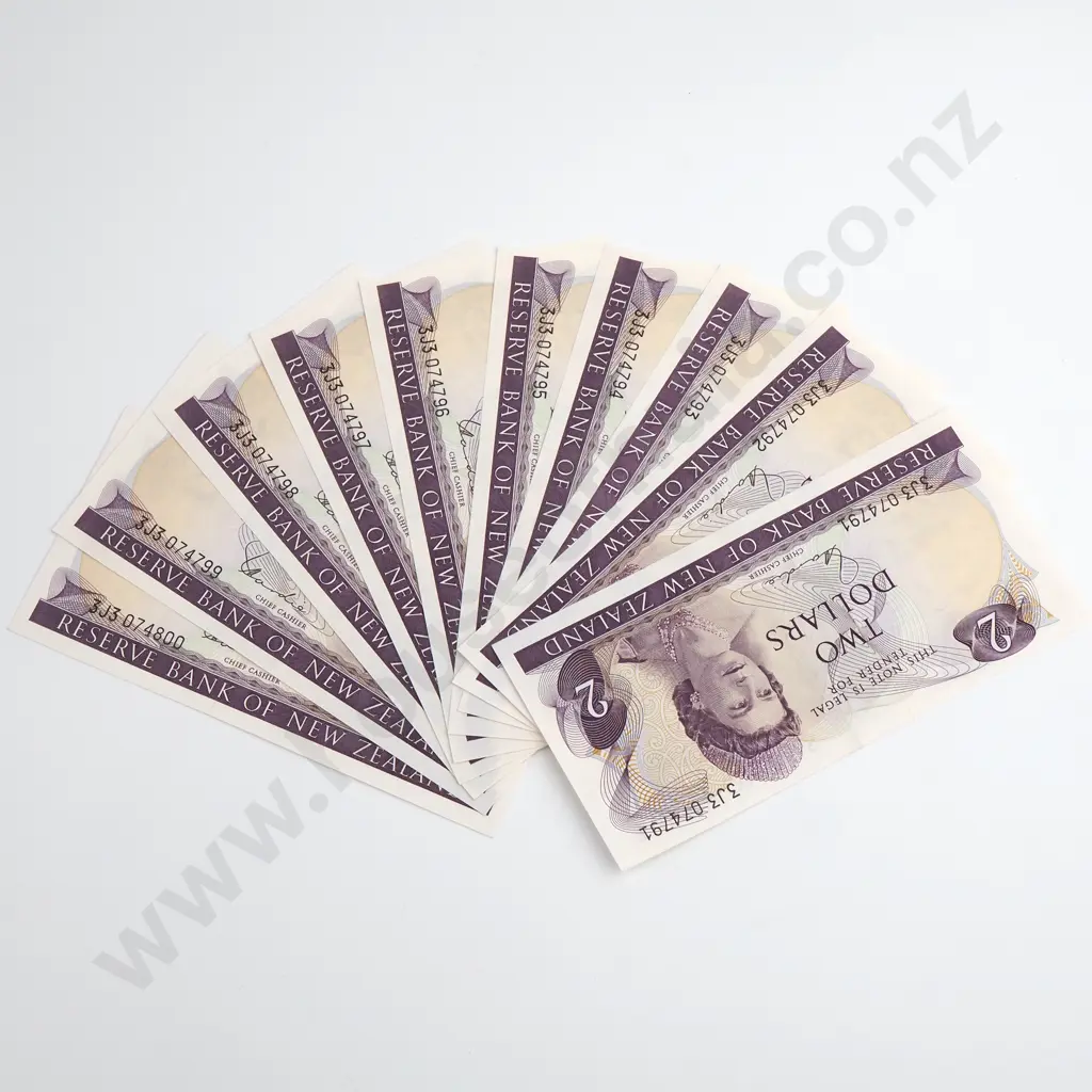 Hardie Type I Consecutive Run of 10 2 Dollars Banknotes, Prefix 3J3, Extremely Fine, Combined CV $180 Image 1++