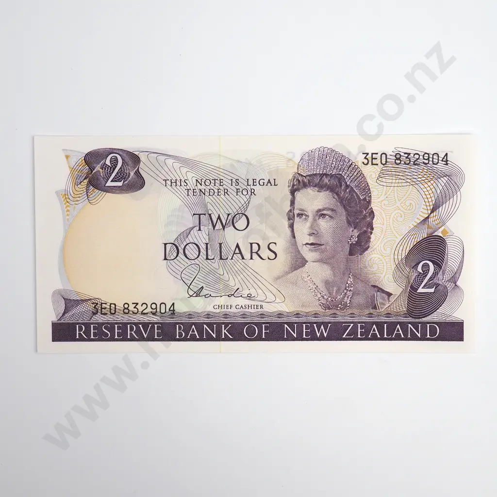Hardie Type I 2 Dollars Banknote, Almost Uncirculated Image 1++