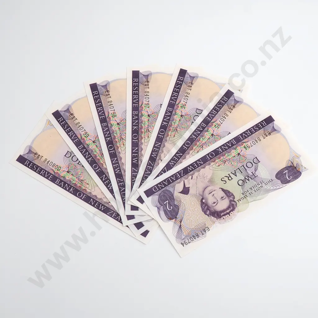 Hardie Type II Consecutive Run of 7 2 Dollars Banknotes, Prefix EAT, Almost Uncirculated, Combined CV $84 Image 1++