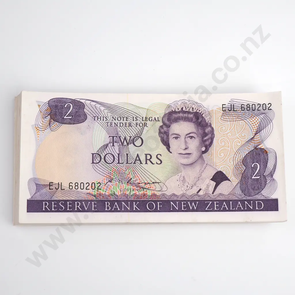 Russell Consecutive Run of 100 2 Dollars Banknotes, Almost Uncirculated Image 1++