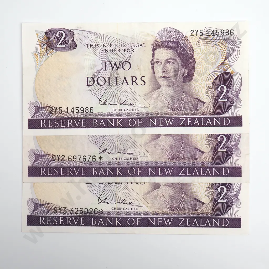 Hardie Type I 3x 2 Dollars Banknotes, incl. 2 Star Notes Prefixes 9Y2 & 9Y3 Image 1++