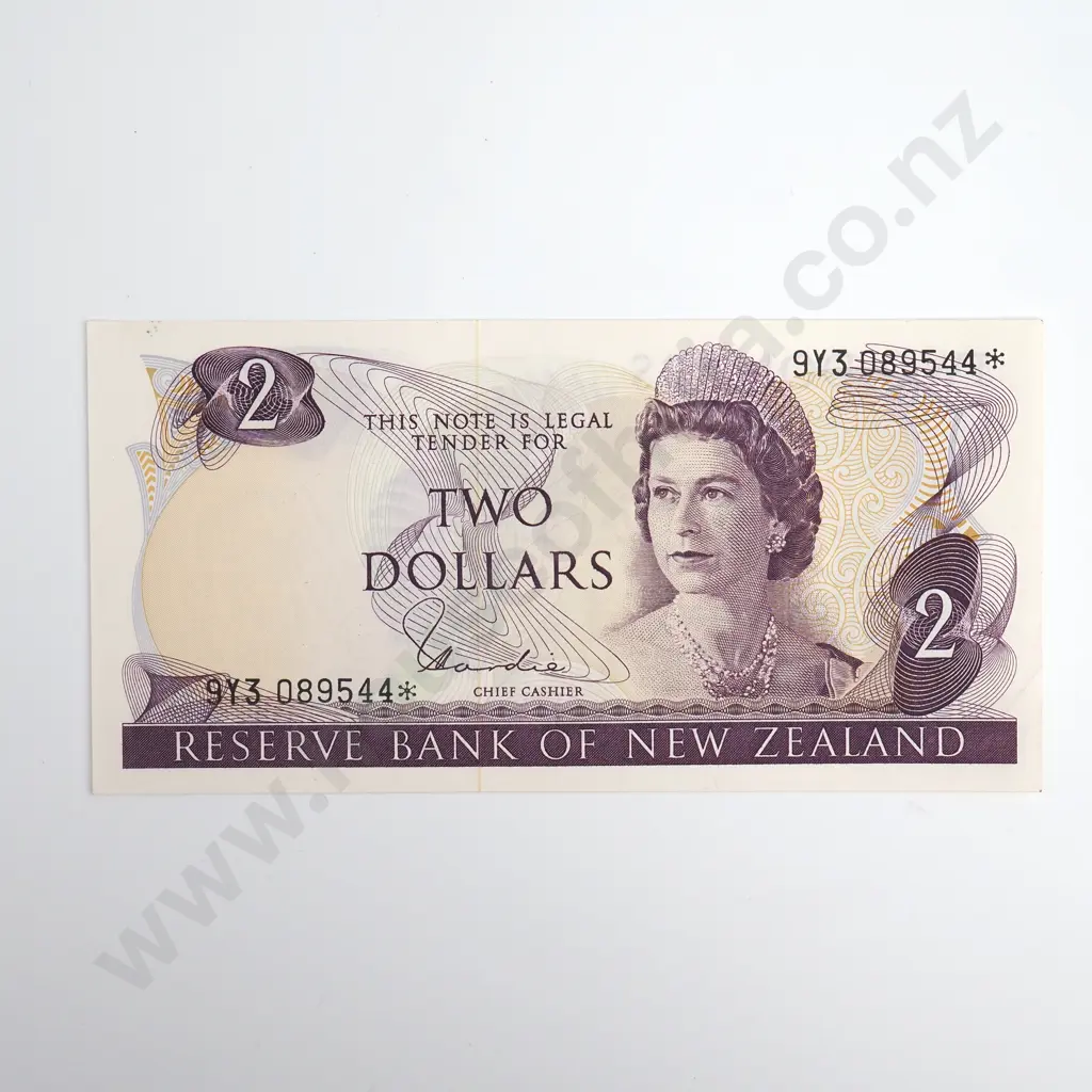 Hardie Type I Star Note 2 Dollars Banknote, Prefix 9Y3, Uncirculated, CV $45 Image 1++