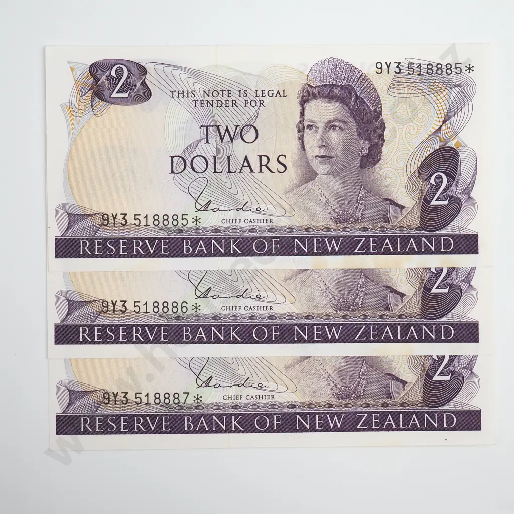 Hardie Consecutive Trio Star Note 2 Dollars Banknotes, ND(1977-81), P.164d, Uncirculated, Combined CV $100 Image 1++