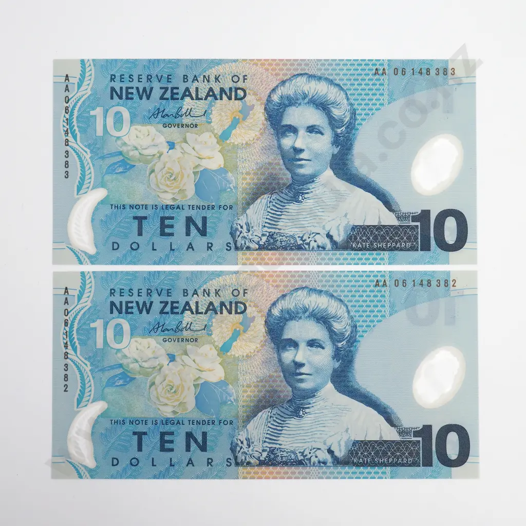 Bollard Consecutive Pair 10 Dollars Banknotes, 1st Prefix, Uncirculated Image 1++