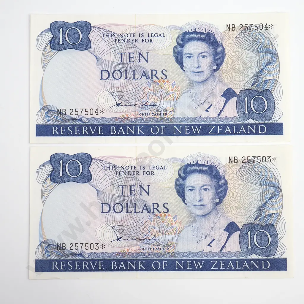 Hardie Consecutive Pair Star Note 10 Dollars Banknotes, ND(1981-85), P.172a, Virtually Uncirculated, Combined CV $200 Image 1++