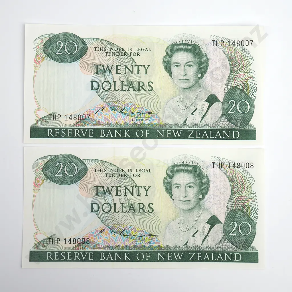 Russell Consecutive Pair 20 Dollars Banknotes, Prefix THP, Uncirculated, Combined CV $280 Image 1++
