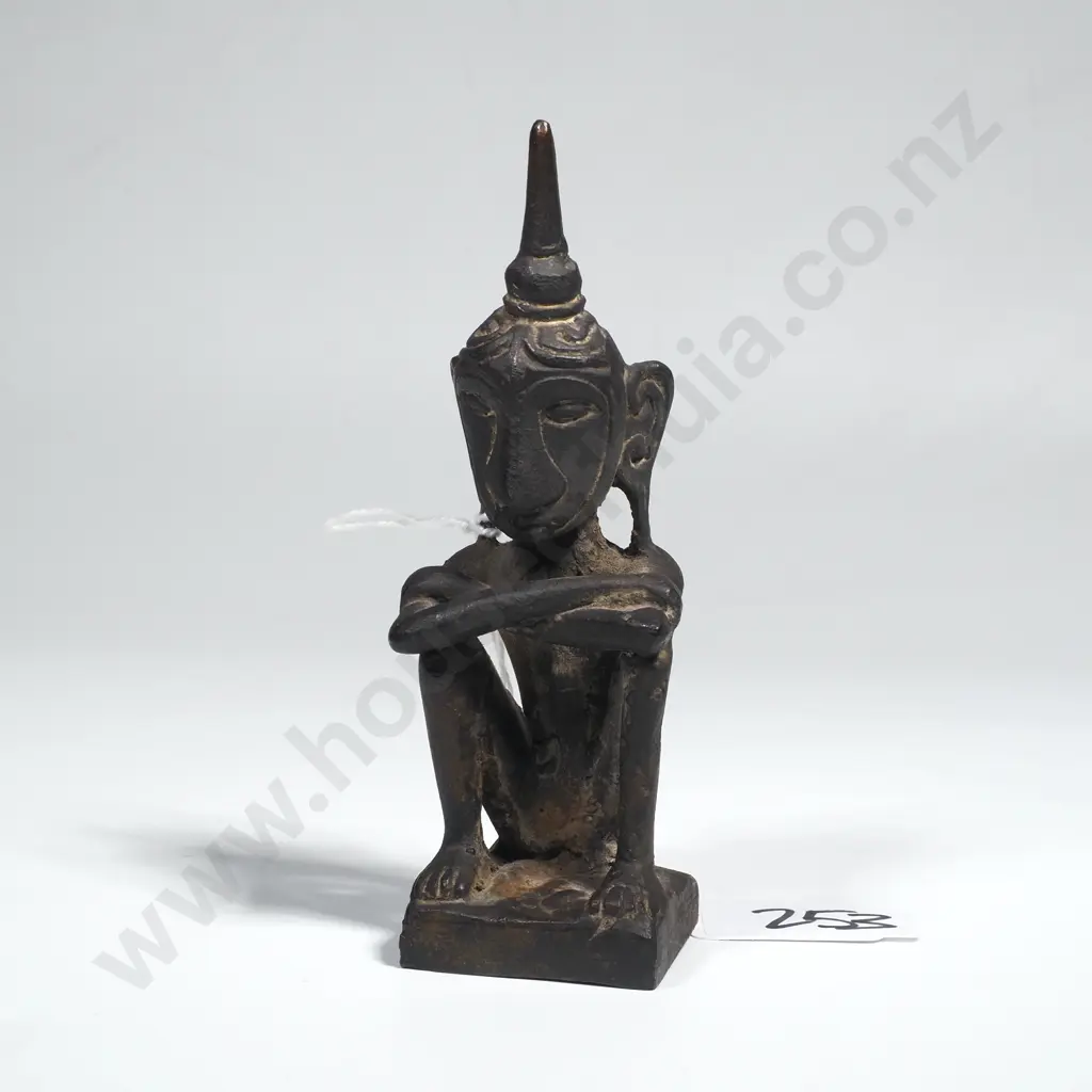 Small Metal Amulet representing 'Phra Ngang' Image 1++