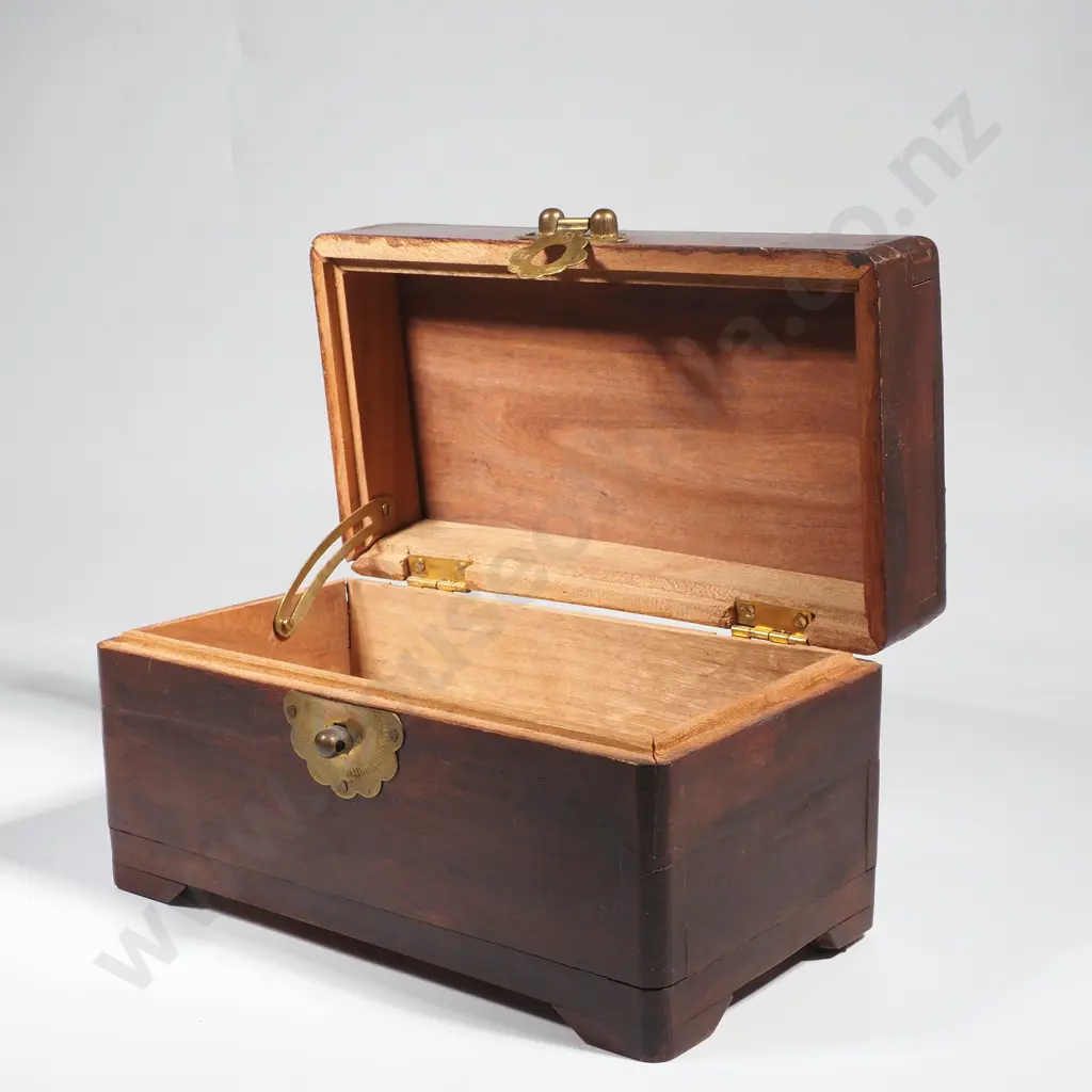 Vintage Chinese Box w Mother of Pearl Inset Representing Good Fortune & Happiness w Chinese Lock Image 1++