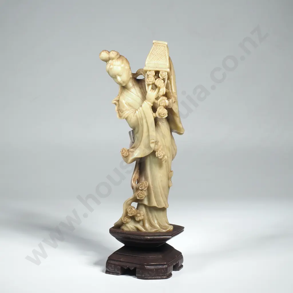 Vintage Chinese Carved Soapstone Figure of Quan Yin Image 1++