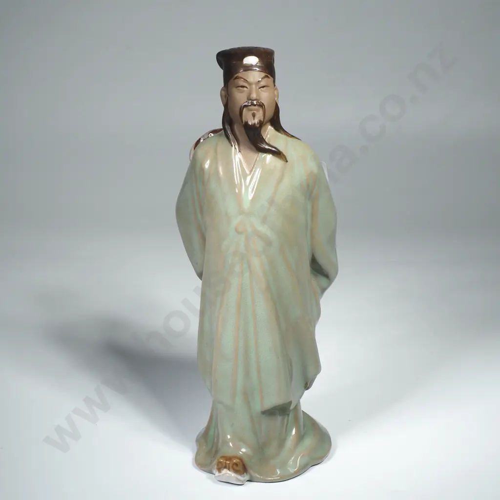 Vintage Chinese Shiwan Pottery Figure of a Scholar Image 1++