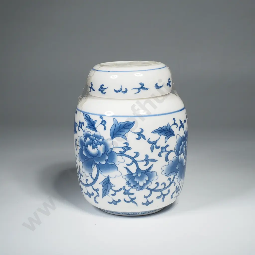 Chinese Blue & White Tea Caddy w Embossed Lid Image 1++