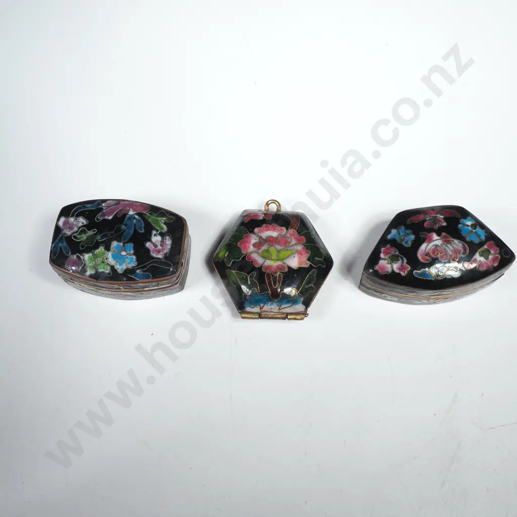 3  x Small Chinese Cloisonne Pill Boxes Image 1++