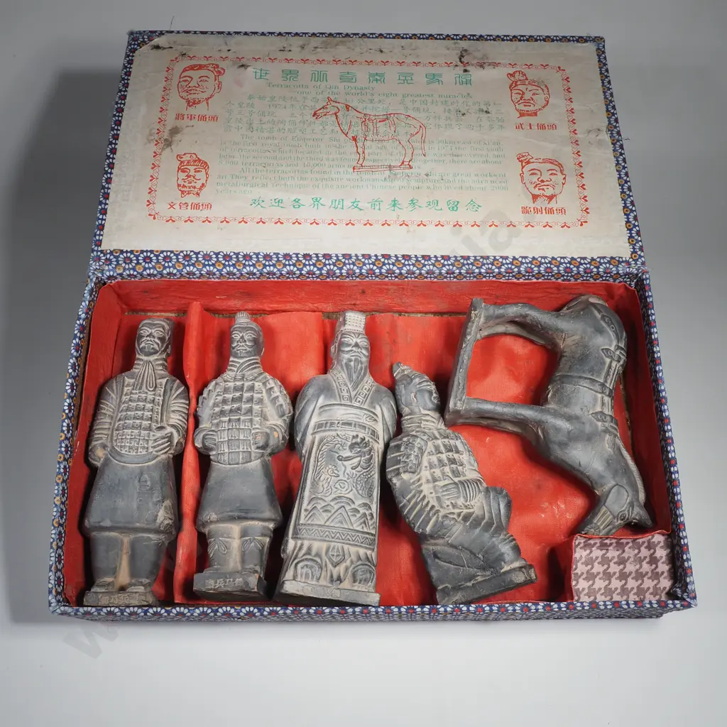 Boxed Set of Terracotta Warriors - Qin Dynasty Image 1++