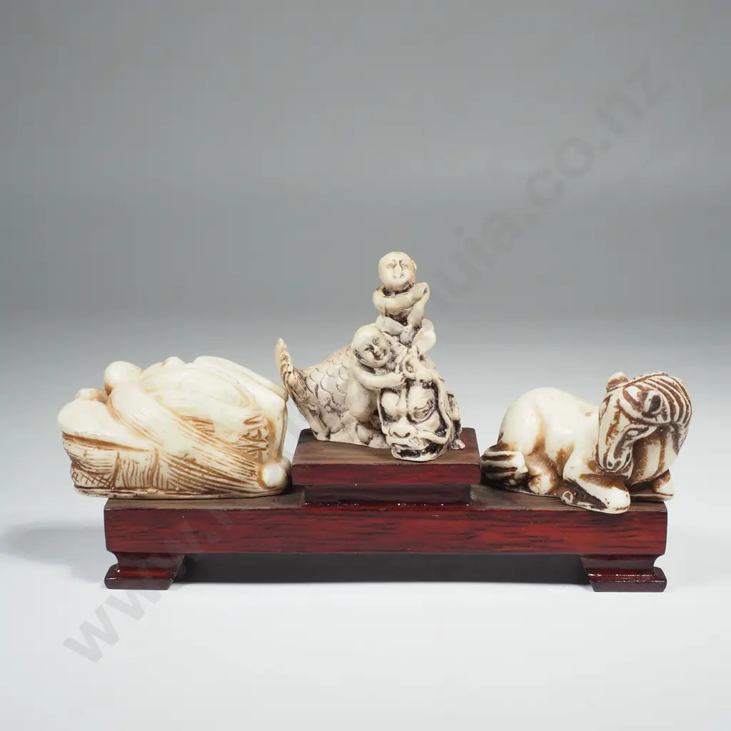 Three Oriental Okimono w Stand Image 1++